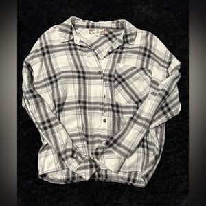 Pink Rose crop flannel size Juniors small.